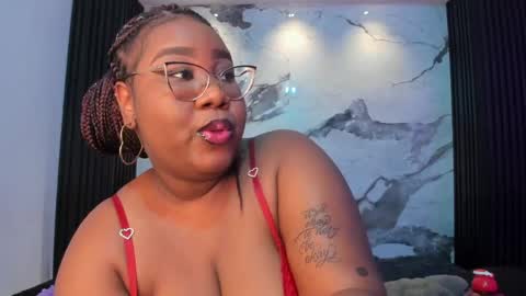 Snapshot of darnellqueen chatting on June 2026 04:07:02 AM Darnell Queen online show from June 2026 04:07:02 AM