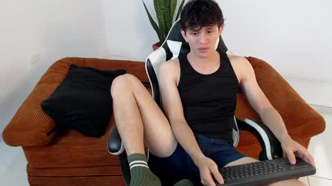 Snapshot of darrencolleen chatting on April 2026 08:47:01 PM darrencolleen online show from April 2026 08:47:01 PM