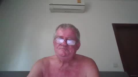 darwincock online show from April 2026 01:52:02 AM