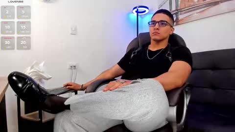 Dash online show from October 2025 12:55:01 PM