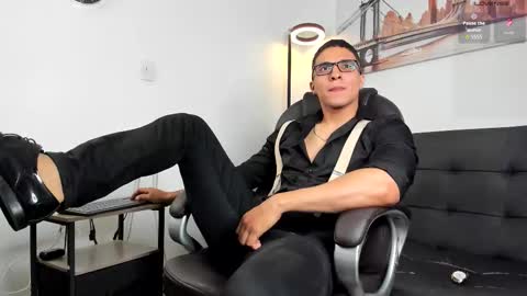 Snapshot of dash_bukoski chatting on January 2026 02:33:02 PM Dash online show from January 2026 02:33:02 PM