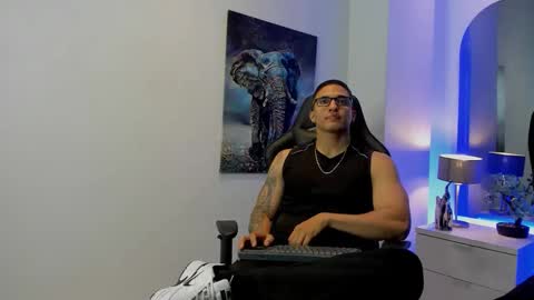 Snapshot of dash_bukoski chatting on February 2026 11:03:01 AM Dash online show from February 2026 11:03:01 AM