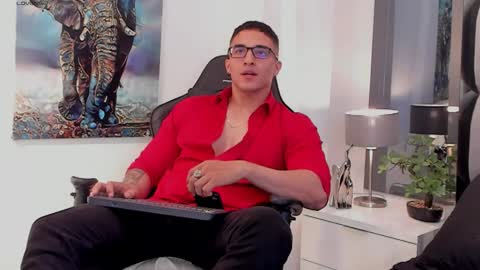 Snapshot of dash_bukoski chatting on February 2026 02:47:01 PM Dash online show from February 2026 02:47:01 PM