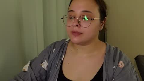 Snapshot of dashaprivet chatting on November 2025 11:33:02 AM dashaprivet online show from November 2025 11:33:02 AM