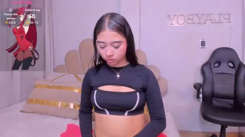 Snapshot of dashathompson chatting on July 2026 09:43:01 PM dashathompson online show from July 2026 09:43:01 PM