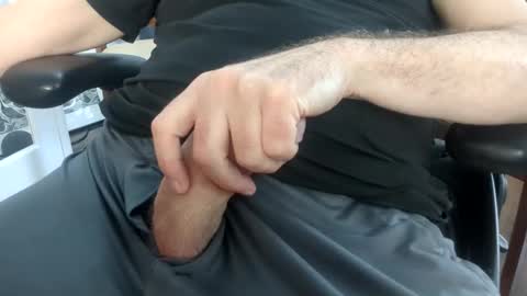 Snapshot of databass chatting on November 2025 04:17:02 PM databass online show from November 2025 04:17:02 PM