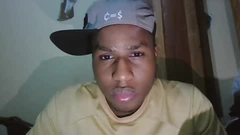 dave251989 online show from December 2025 06:47:02 PM