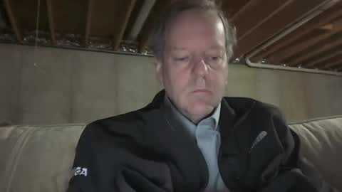 davecock50 online show from January 2025 01:00:02 AM