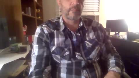 Snapshot of davethebooky chatting on December 2024 06:50:02 AM Dave online show from December 2024 06:50:02 AM