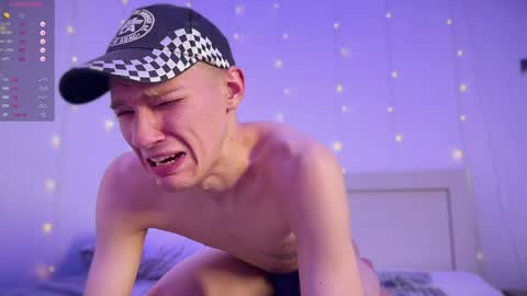 Snapshot of davey_ebash chatting on December 2024 07:38:02 PM Davey online show from December 2024 07:38:02 PM