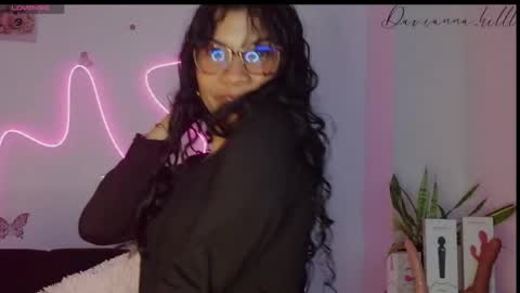 Snapshot of daviana_hill_ chatting on May 2026 03:47:02 AM Davi online show from May 2026 03:47:02 AM