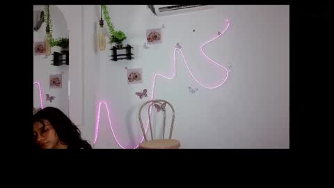 Snapshot of daviana_hill_ chatting on May 2026 02:51:02 AM Davi online show from May 2026 02:51:02 AM