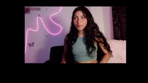 Snapshot of daviana_hill_ chatting on May 2026 02:16:01 AM Davi online show from May 2026 02:16:01 AM