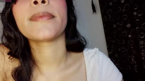Snapshot of daviana_hill_ chatting on May 2026 03:35:01 AM Davi online show from May 2026 03:35:01 AM