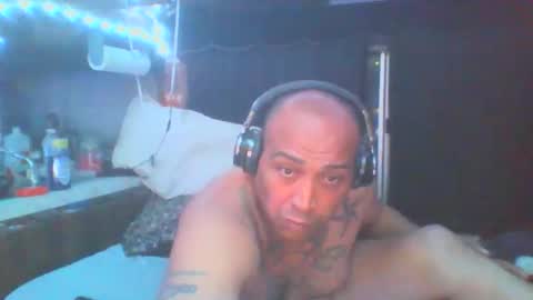 Snapshot of david69992347976413 chatting on March 2026 08:09:01 AM David Berry online show from March 2026 08:09:01 AM