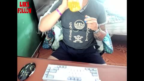 Snapshot of david_2789 chatting on November 2025 08:25:02 PM David online show from November 2025 08:25:02 PM