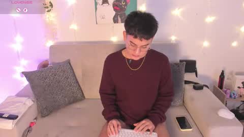 Snapshot of david_and_friend chatting on January 2026 12:54:02 PM david_and_friend online show from January 2026 12:54:02 PM