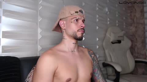 David col11 online show from November 2025 03:49:02 AM