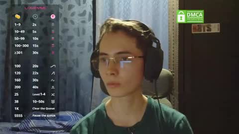 Snapshot of david_colombian chatting on June 2026 01:18:01 AM ProgrammerBoy online show from June 2026 01:18:01 AM