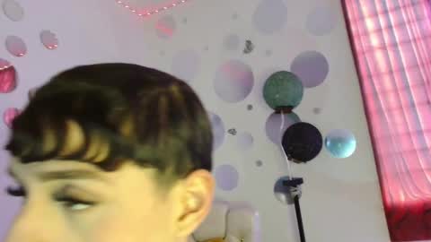 Snapshot of david_fox01 chatting on November 2025 07:01:02 PM David Fox online show from November 2025 07:01:02 PM