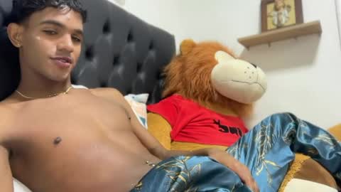 david_hot44 online show from May 2026 06:42:01 AM
