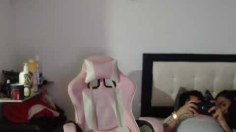 Snapshot of david_hotters chatting on January 2025 11:00:02 PM david_hotters online show from January 2025 11:00:02 PM