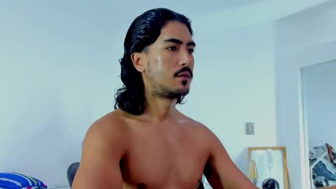 Snapshot of david_johnson372 chatting on October 2025 11:31:01 AM Hey im David that loves to explore and speak their fantasies. Very open talktative and nice. Feel free to chat with me online show from October 2025 11:31:01 AM