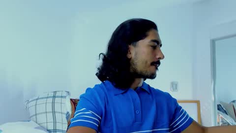 Snapshot of david_johnson372 chatting on October 2025 01:15:01 AM Hey im David that loves to explore and speak their fantasies. Very open talktative and nice. Feel free to chat with me online show from October 2025 01:15:01 AM