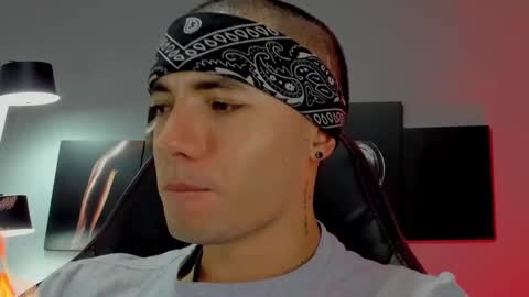 David Jons online show from February 2025 04:22:01 AM