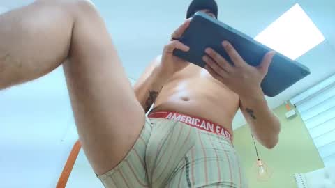 Snapshot of david_victoriaa chatting on November 2025 01:25:02 PM david_victoriaa online show from November 2025 01:25:02 PM