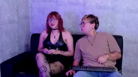 Snapshot of david_violet chatting on January 2025 02:46:01 PM david_violet online show from January 2025 02:46:01 PM