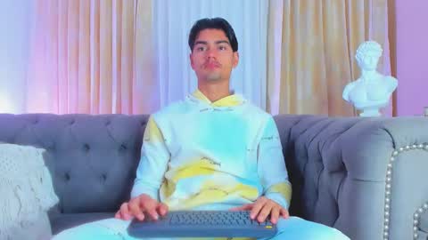 davidaponte online show from February 2025 01:05:01 PM