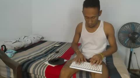 Snapshot of davidberrocal chatting on June 2026 09:31:02 PM DavidSexxx777 online show from June 2026 09:31:02 PM