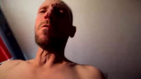 davidcav240 online show from October 2025 06:03:01 PM