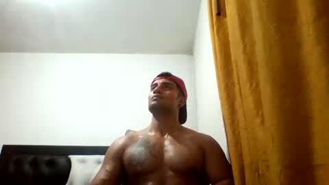 davidcr89 online show from February 2025 07:04:02 AM