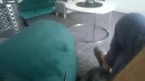 davidf75 online show from December 2025 09:36:01 AM