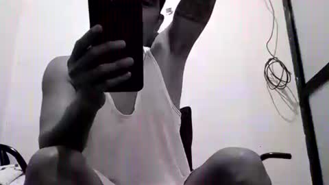 Snapshot of davidrocero chatting on December 2024 03:43:02 PM davidrocero online show from December 2024 03:43:02 PM