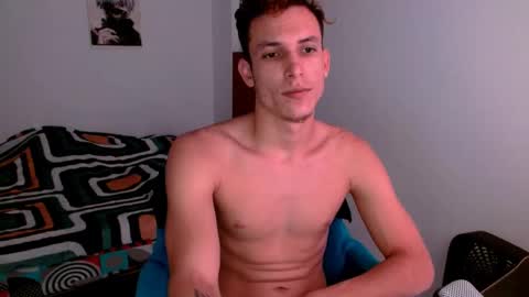 Snapshot of davidsalazar33 chatting on September 2025 12:38:01 AM davidsalazar33 online show from September 2025 12:38:01 AM