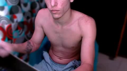 Snapshot of davidsalazar33 chatting on November 2025 09:52:01 PM davidsalazar33 online show from November 2025 09:52:01 PM