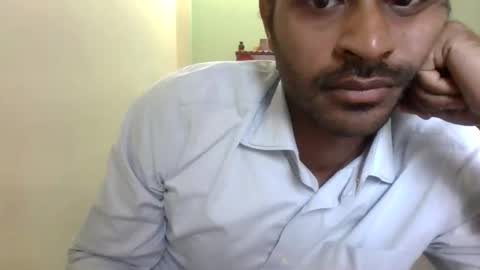 Snapshot of davidvishu975 chatting on April 2026 04:46:01 AM Dude97 online show from April 2026 04:46:01 AM