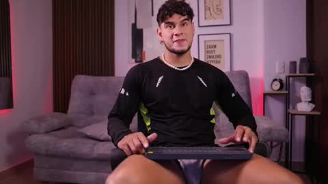 Davies brown    schedule 12pm to 5pm col time online show from November 2025 06:52:01 PM