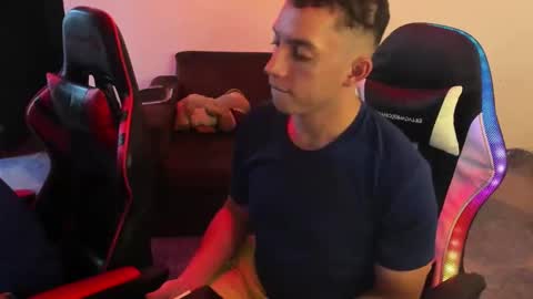 Davinson online show from April 2026 08:15:01 AM