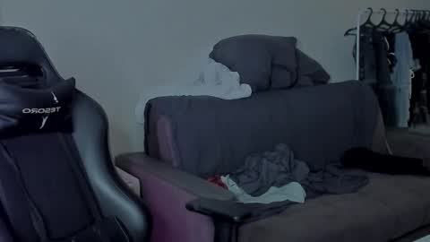 Snapshot of davisross chatting on December 2024 12:12:02 AM davis online show from December 2024 12:12:02 AM