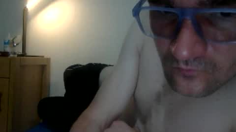 davocolours1112 online show from May 2026 11:36:01 PM