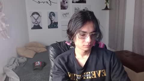 Snapshot of davoxer chatting on November 2025 03:49:02 AM davoxer online show from November 2025 03:49:02 AM