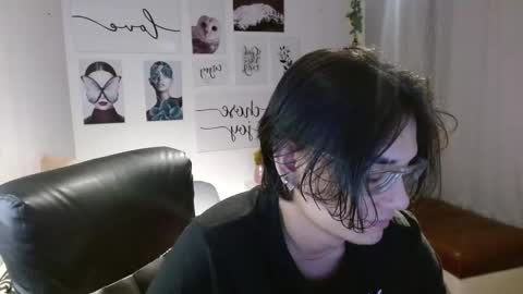 Snapshot of davoxer chatting on November 2025 02:32:02 AM davoxer online show from November 2025 02:32:02 AM