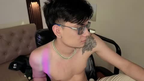 davoxer online show from April 2026 06:19:01 AM