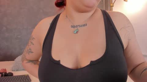 DAWA ANGELS online show from November 2025 06:00:02 PM