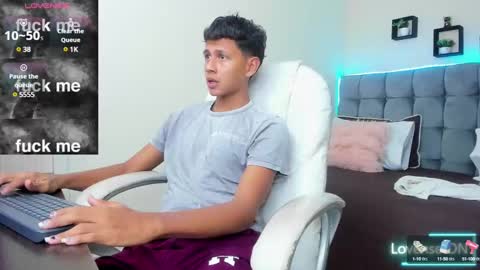 dawn_16 online show from February 2025 07:04:01 PM