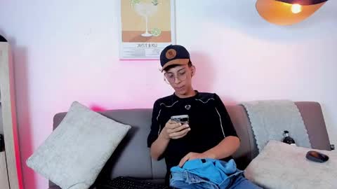 Snapshot of dax_blaze chatting on April 2026 01:04:01 PM Dax online show from April 2026 01:04:01 PM